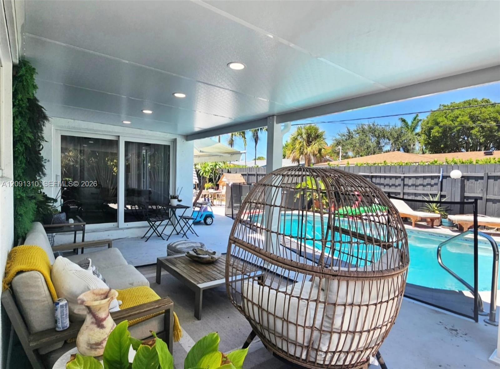 3602 NE 18th Ave, Oakland Park FL 33334