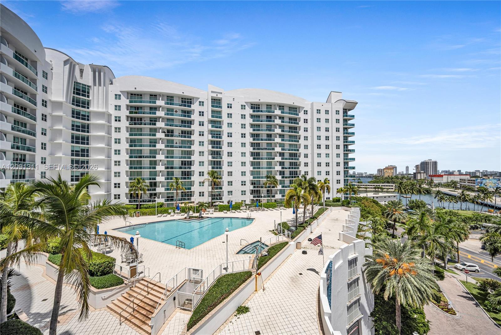7900 Harbor Island Dr # 825, North Bay Village FL 33141