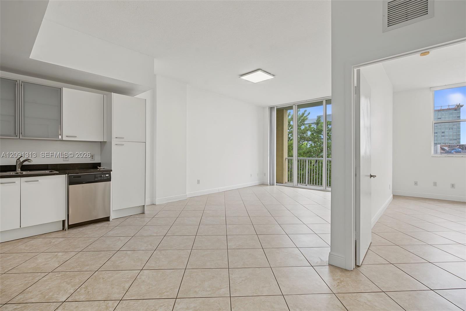 1350 NW 8th Ct, Miami FL 33136