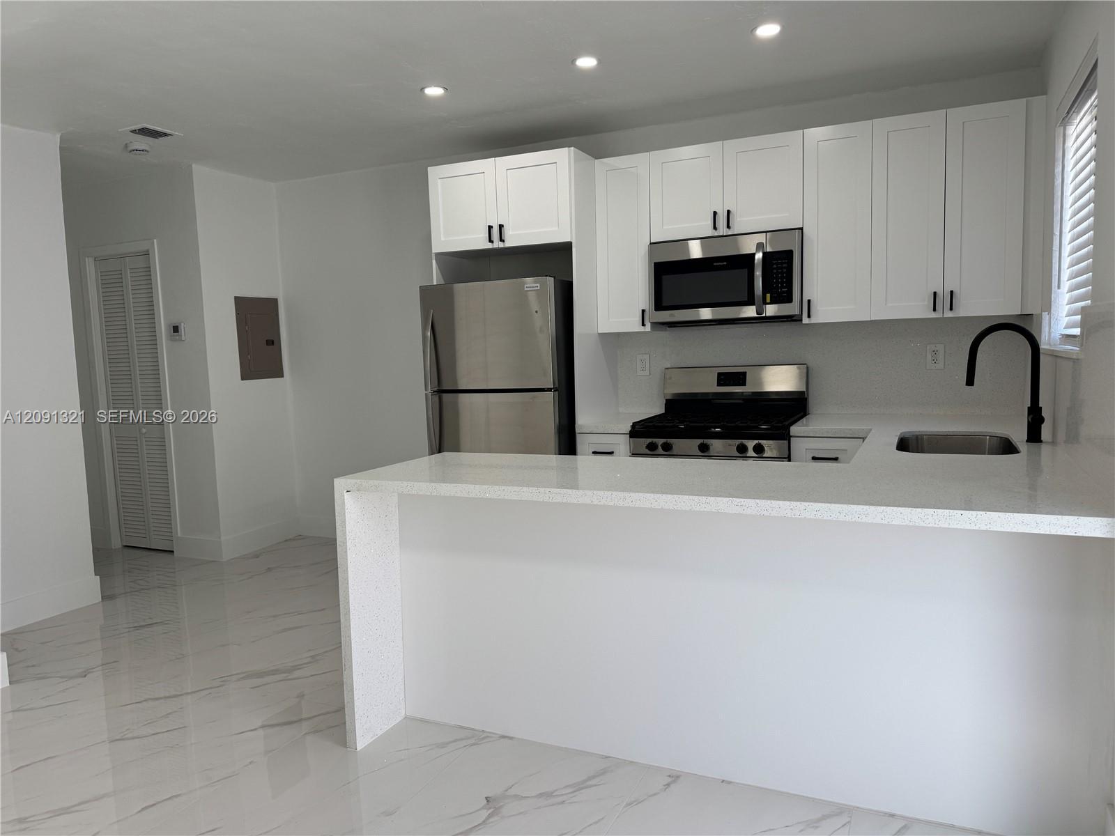 1901 NW 30th St # 2, Miami FL 33142 photo 5