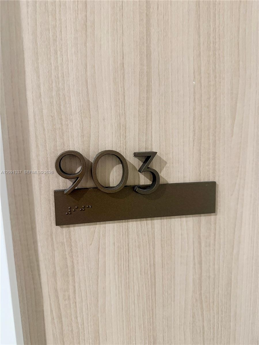 2411 Laguna Circle # 903, North Miami FL 33181 photo 5