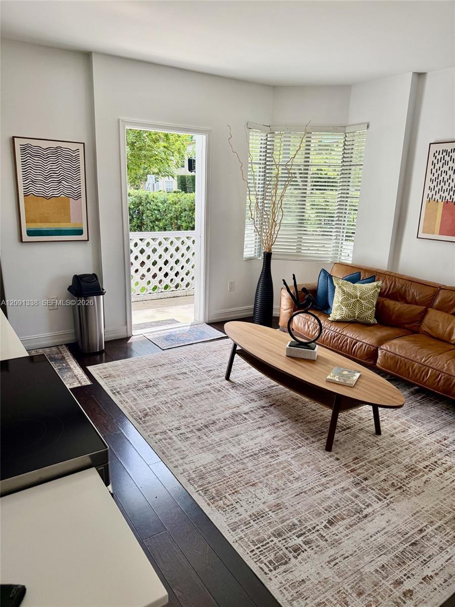 601 11th St # 107, Miami Beach FL 33139
