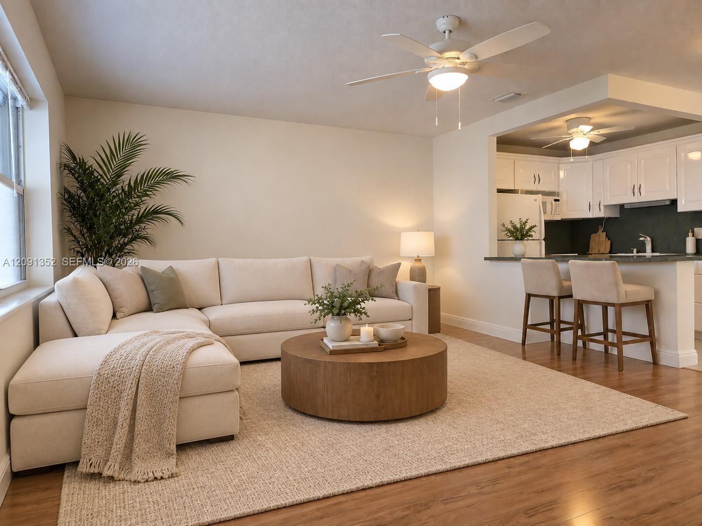 880 W Horizons W # 205, Boynton Beach FL 33435