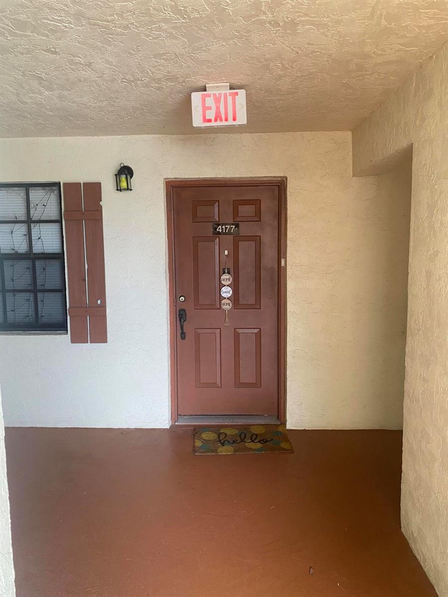 4177 OAK TERRACE Drive # 4177, FL 33463 photo 2