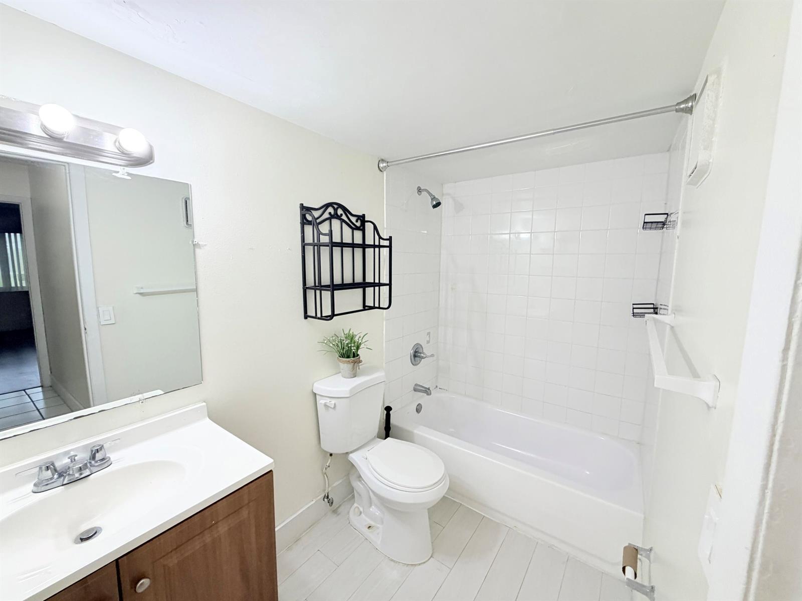 505 NW 177TH Street # 131, Miami Gardens FL 33169 photo 2