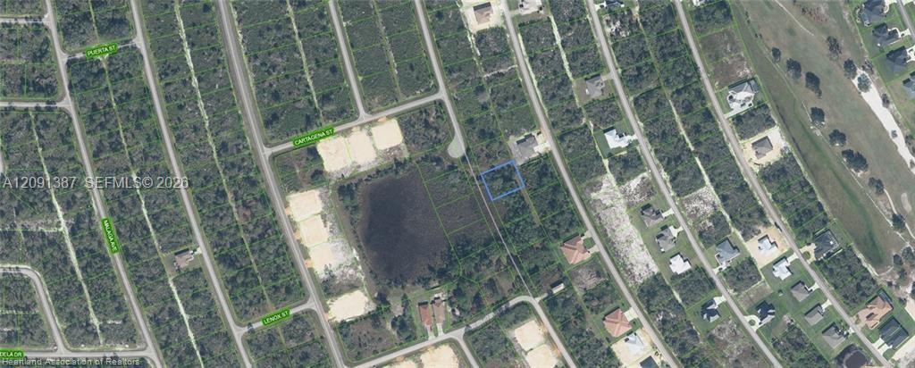 6857 Dickinson Dr, Sebring FL 33872 photo 3