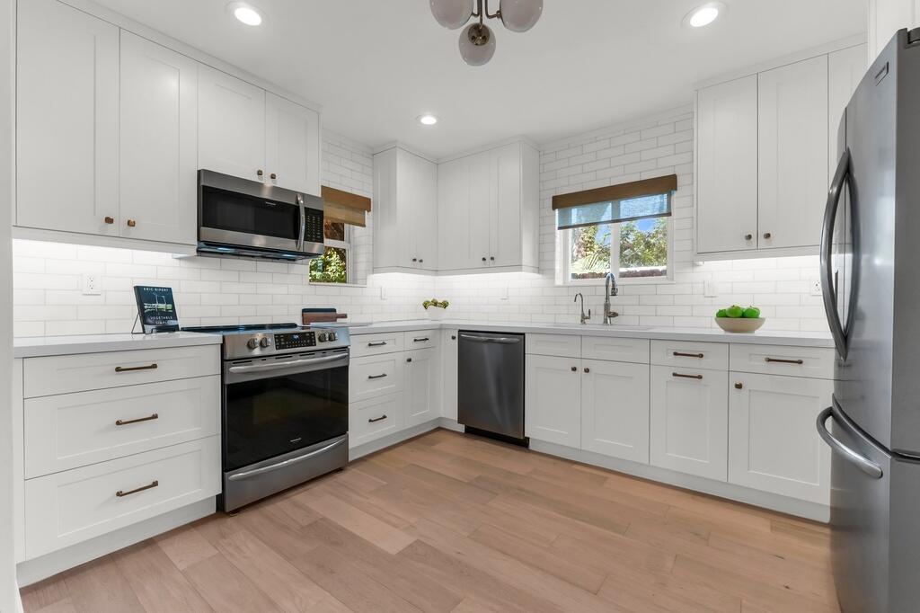 712 PONCE DE LEON Drive, Fort Lauderdale FL 33316 photo 2