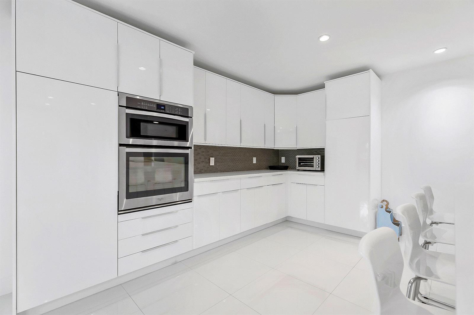 3759 Oaks Clubhouse Drive # P7, Pompano Beach FL 33069 photo 4