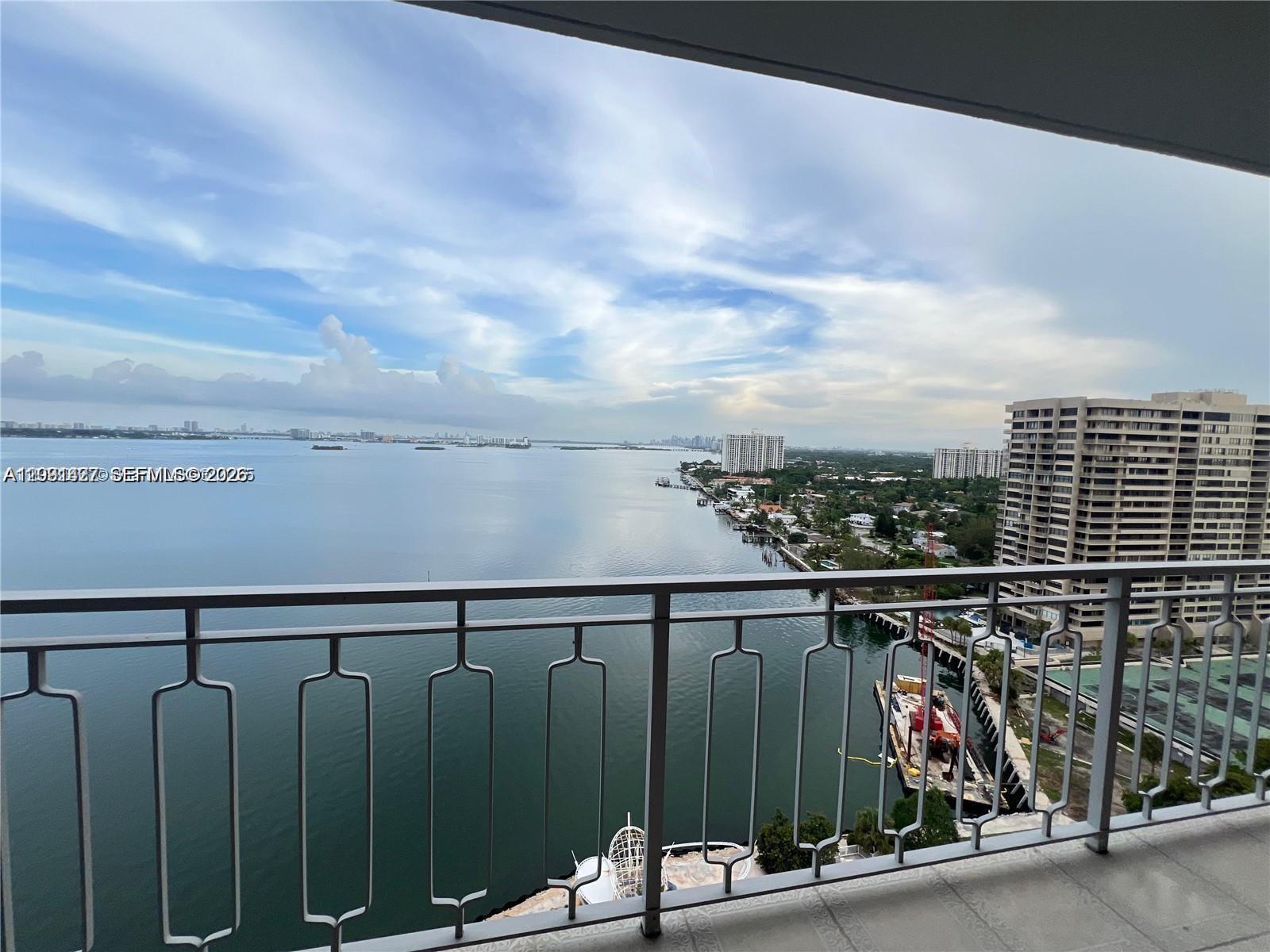 11111 Biscayne Blvd # 20E, Miami FL 33181