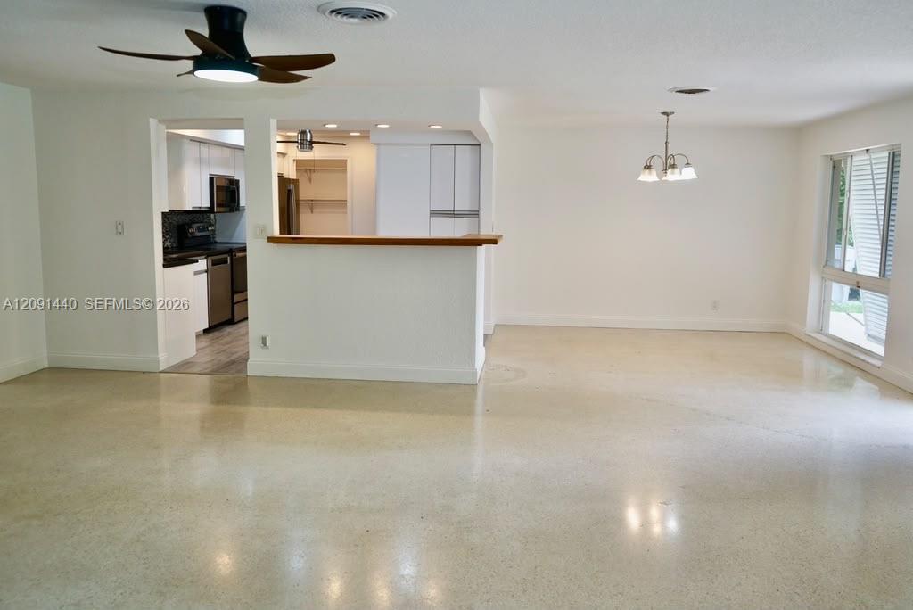 3404 Barton Rd, Pompano Beach FL 33062 photo 4