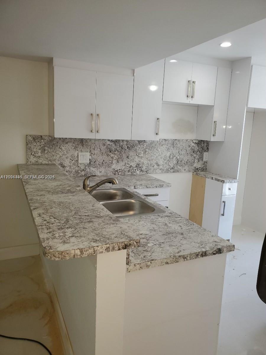 4008 W 9th Ct # 56, Hialeah FL 33012 photo 2
