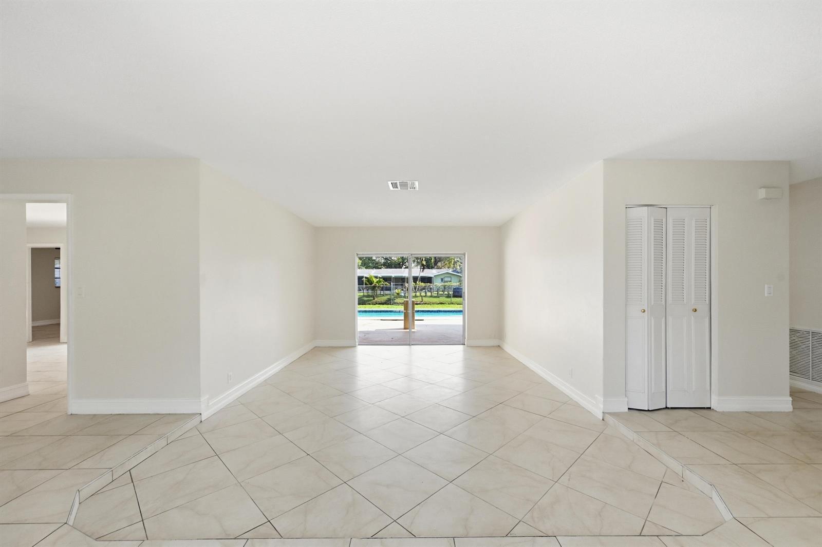 1430 NW 73RD Avenue NW, Plantation FL 33313 photo 4