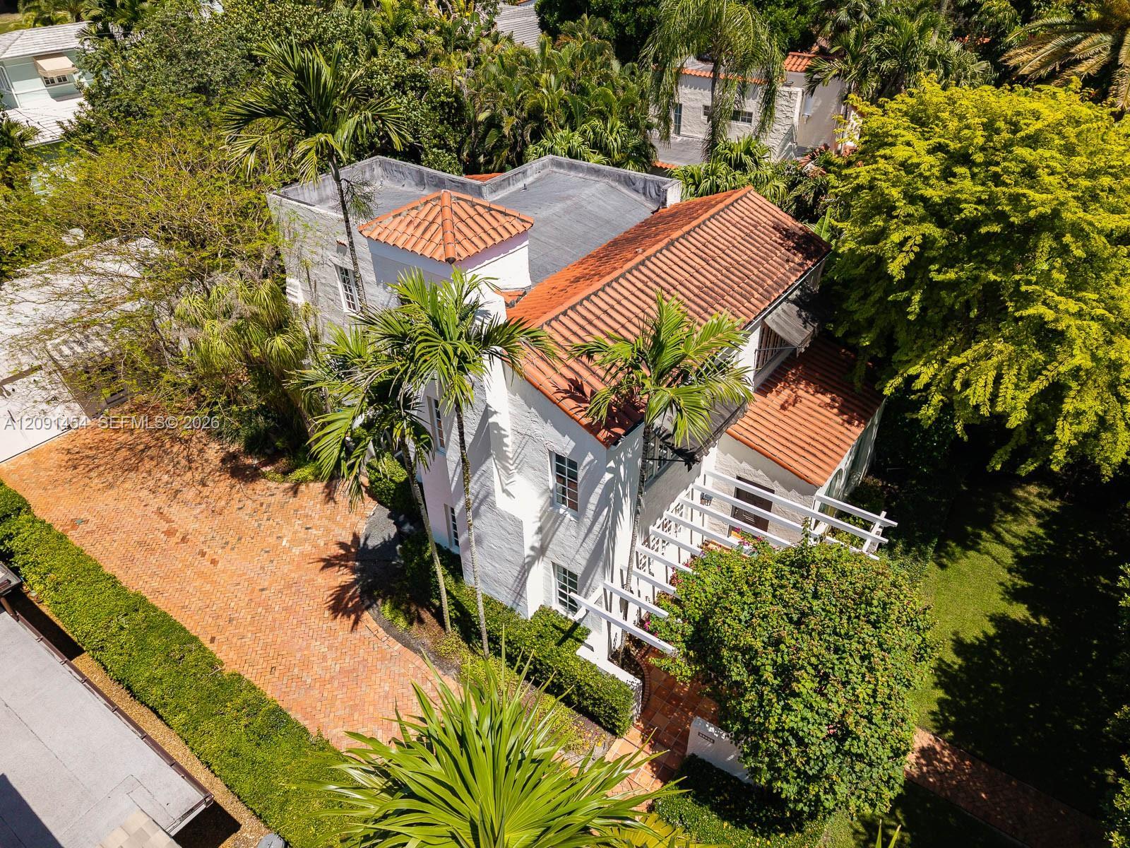 1229 Asturia Ave, Coral Gables FL 33134 photo 3