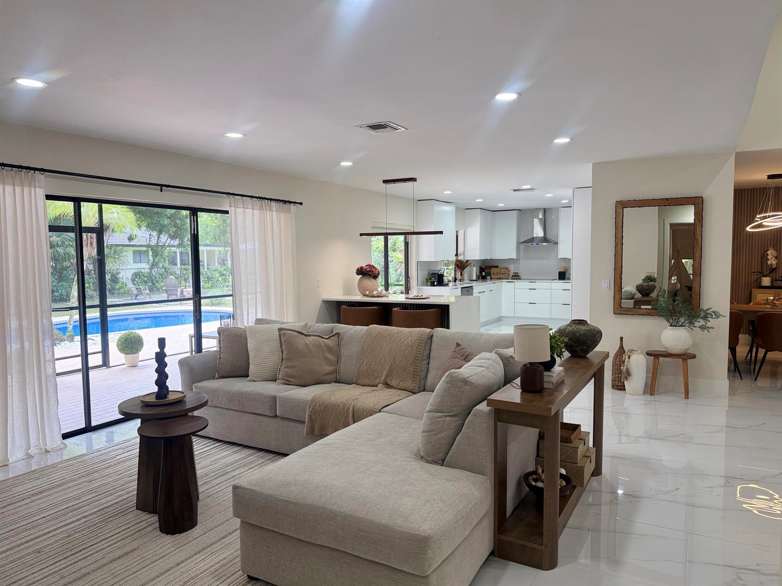 2151 NW 99TH Way, Coral Springs FL 33071 photo 4