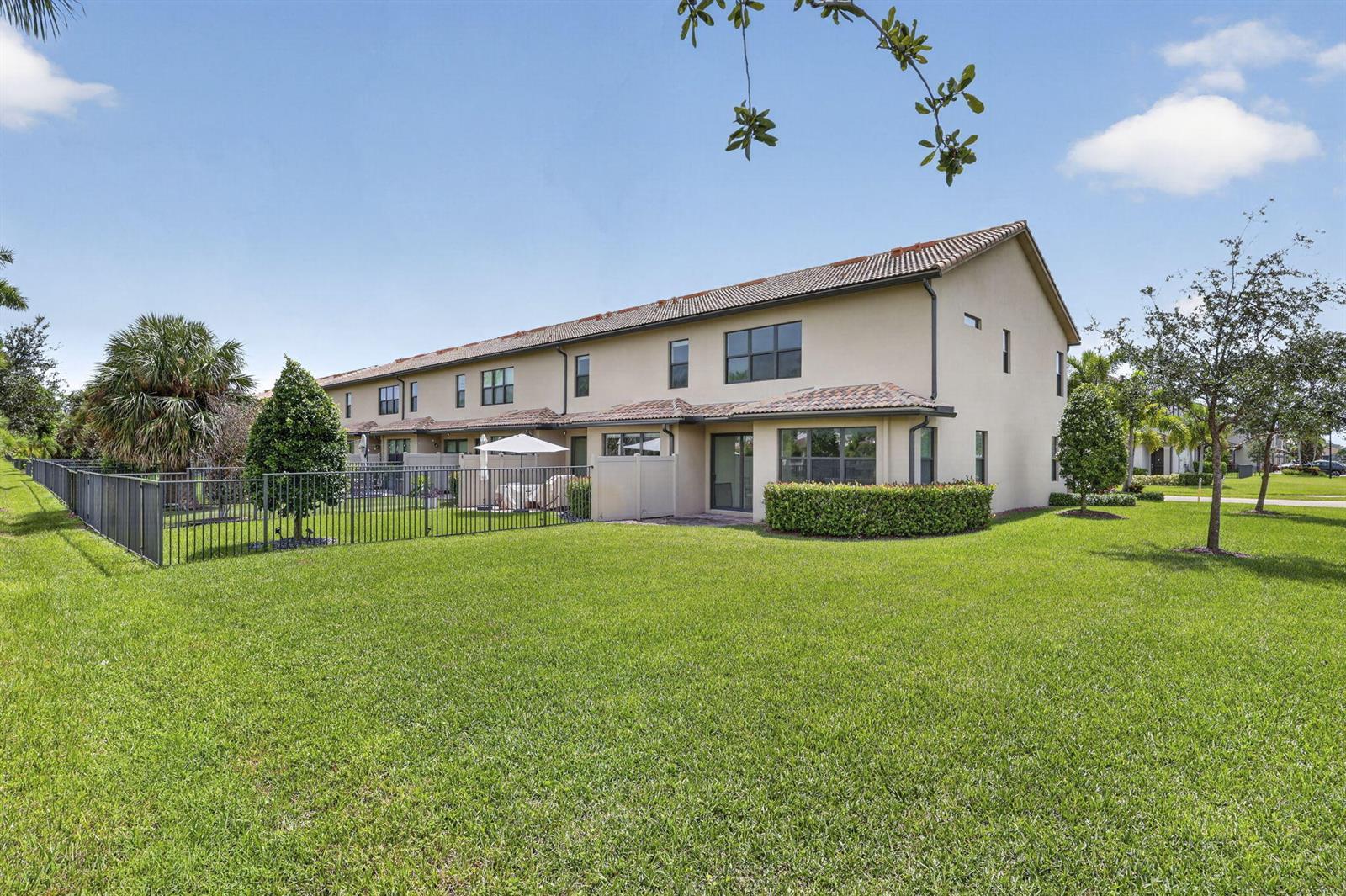8245 CADRE NOIR Road, Lake Worth FL 33467 photo 4