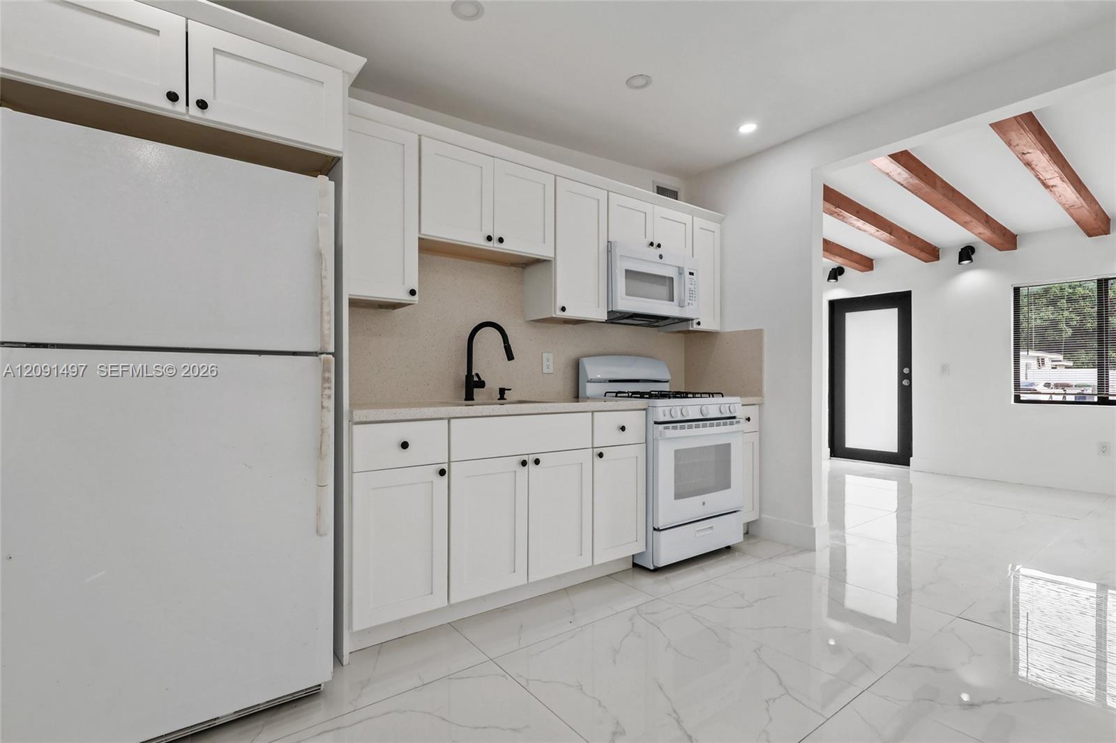 431 E 62nd St, Hialeah FL 33013 photo 5