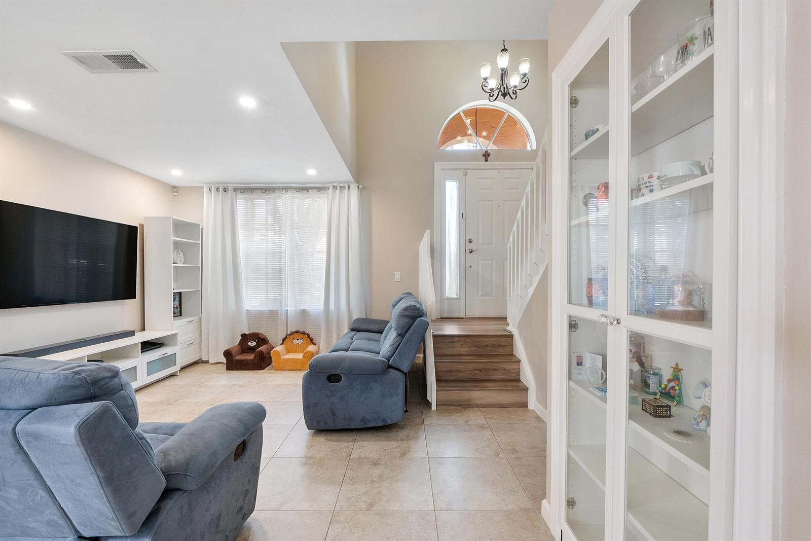 10961 NW 12th Drive, Plantation FL 33322 photo 5