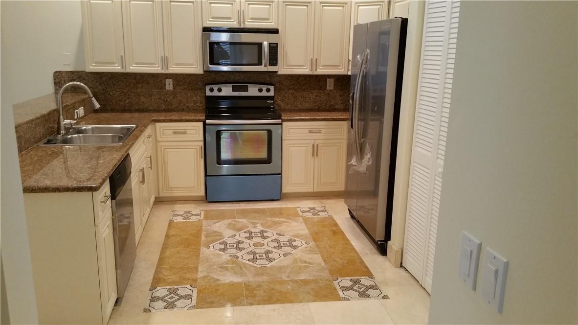 6908 NW 33RD Street, Margate FL 33063 photo 4