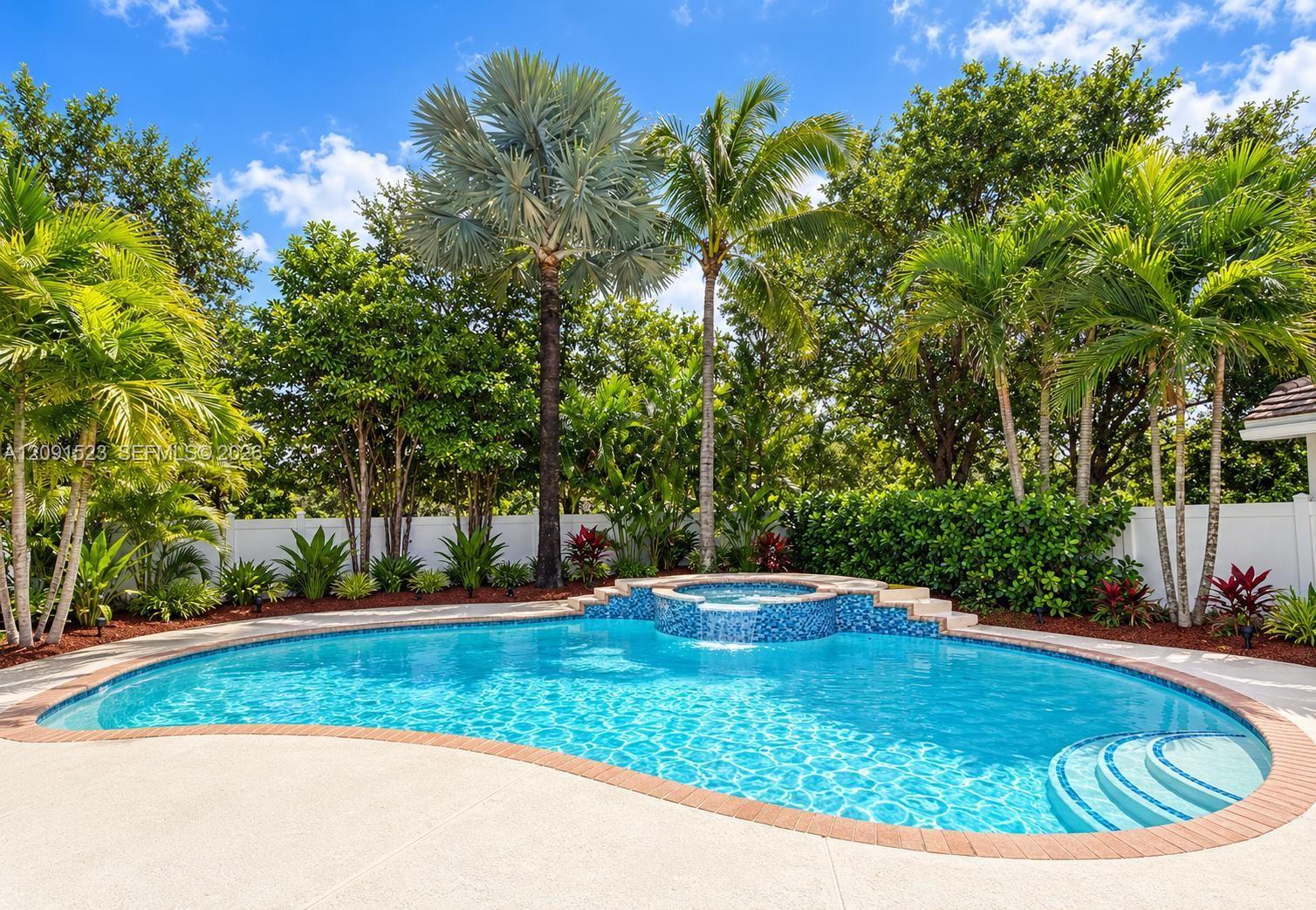 6982 Coronado Way, Pembroke Pines FL 33331 photo 2