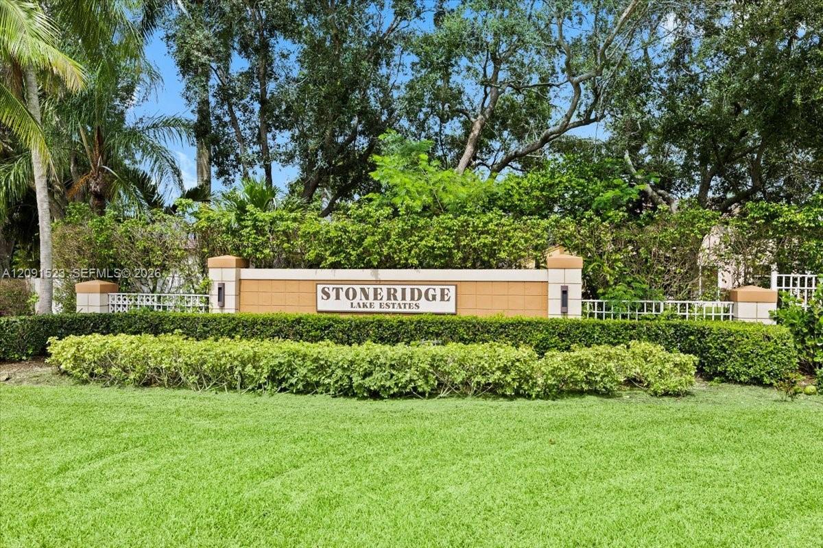 6982 Coronado Way, Pembroke Pines FL 33331 photo 3