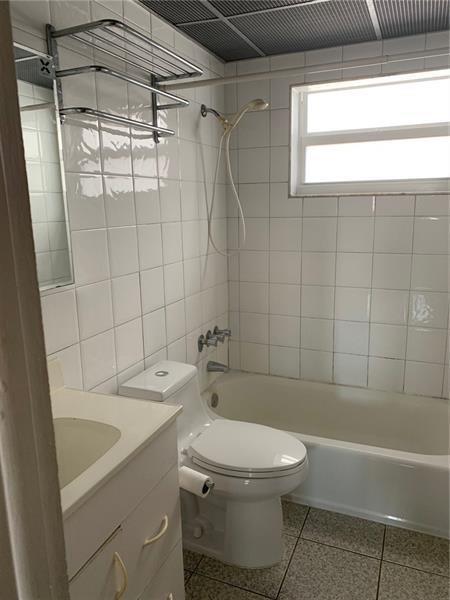 525 MERIDIAN Avenue # 306, Miami Beach FL 33139 photo 4