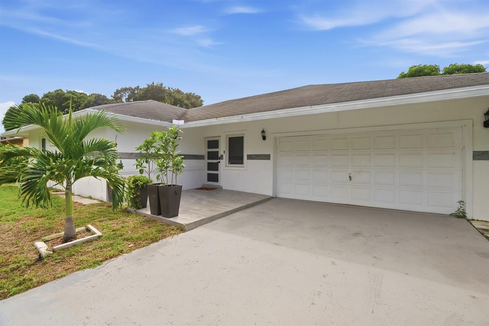 235 NW 3rd Court, Boca Raton FL 33432 photo 5