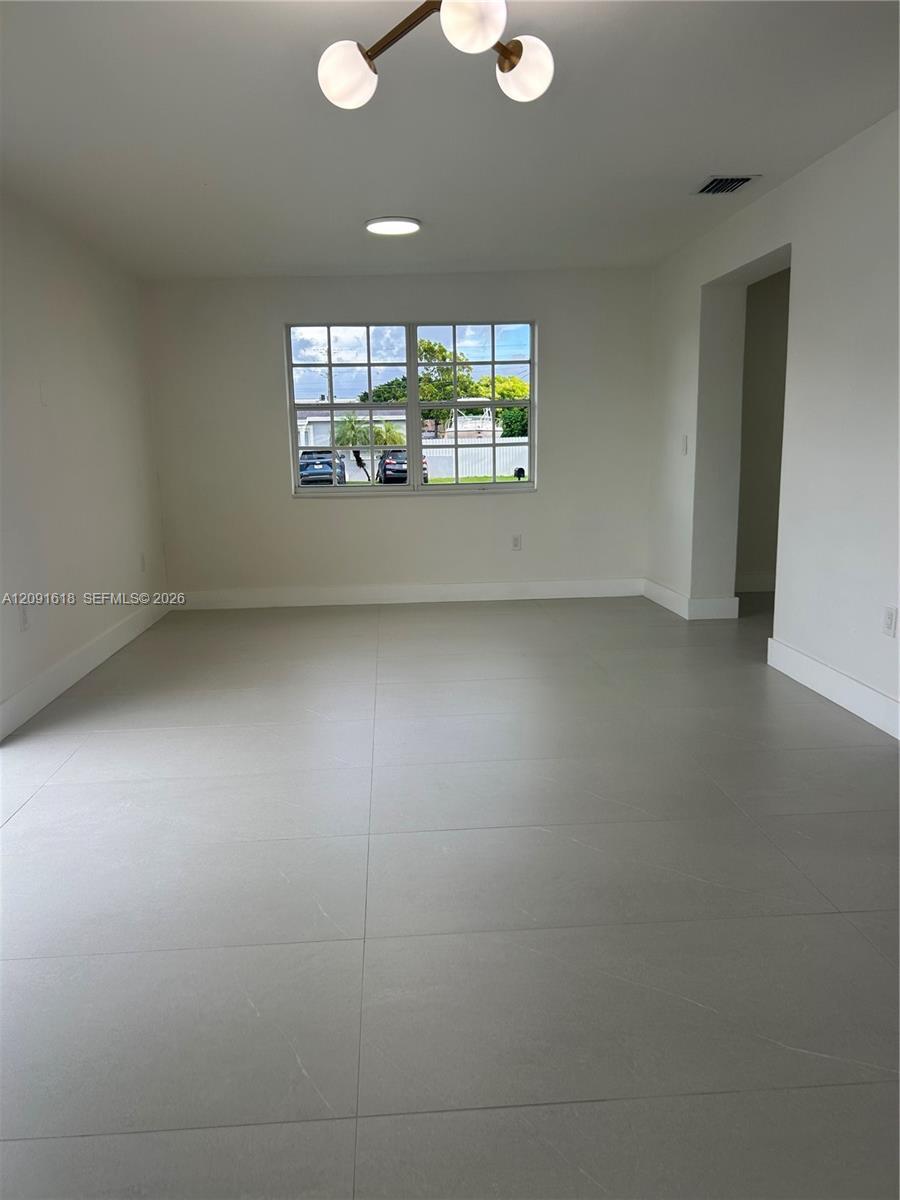 Miami, FL 33165 photo 5