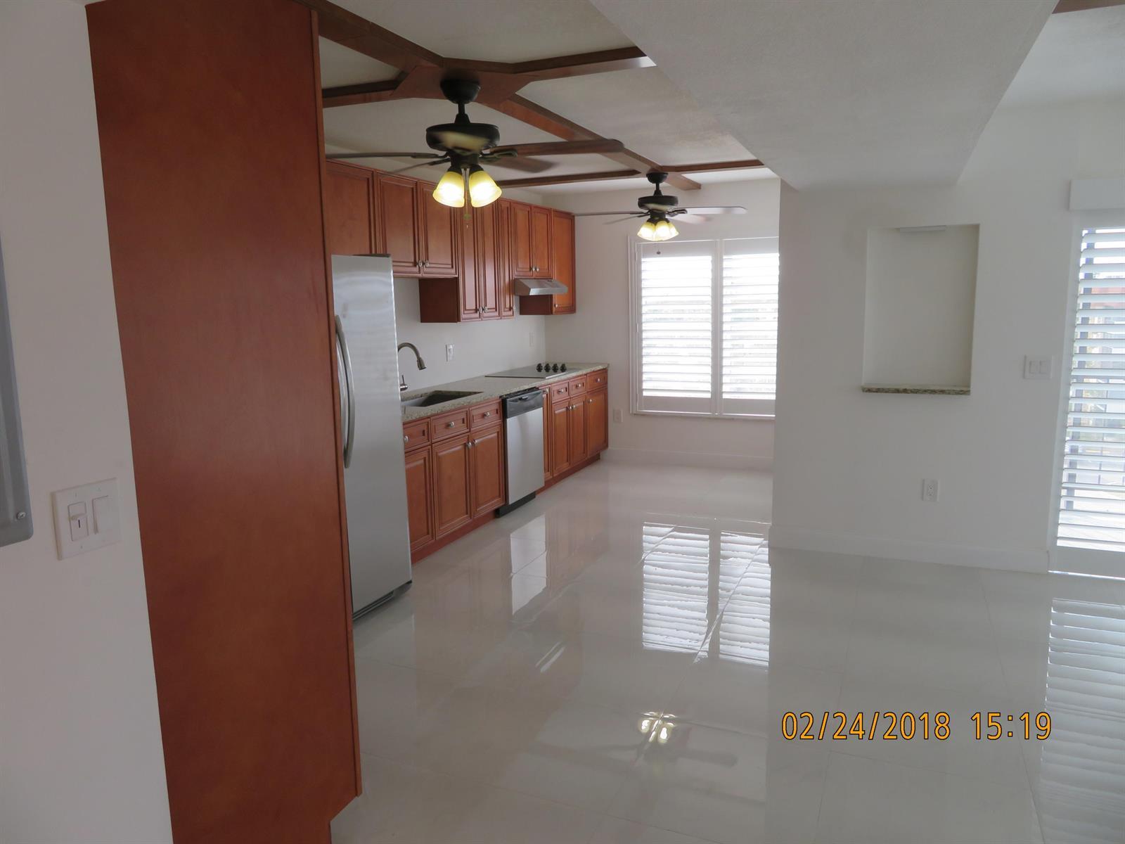 4164 Inverrary Boulevard Unit 615, Lauderhill FL 33319 photo 5