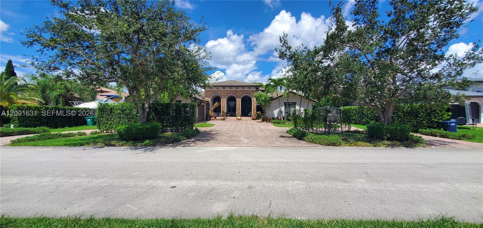 12965 SW 197th St, Miami FL 33177 photo 2