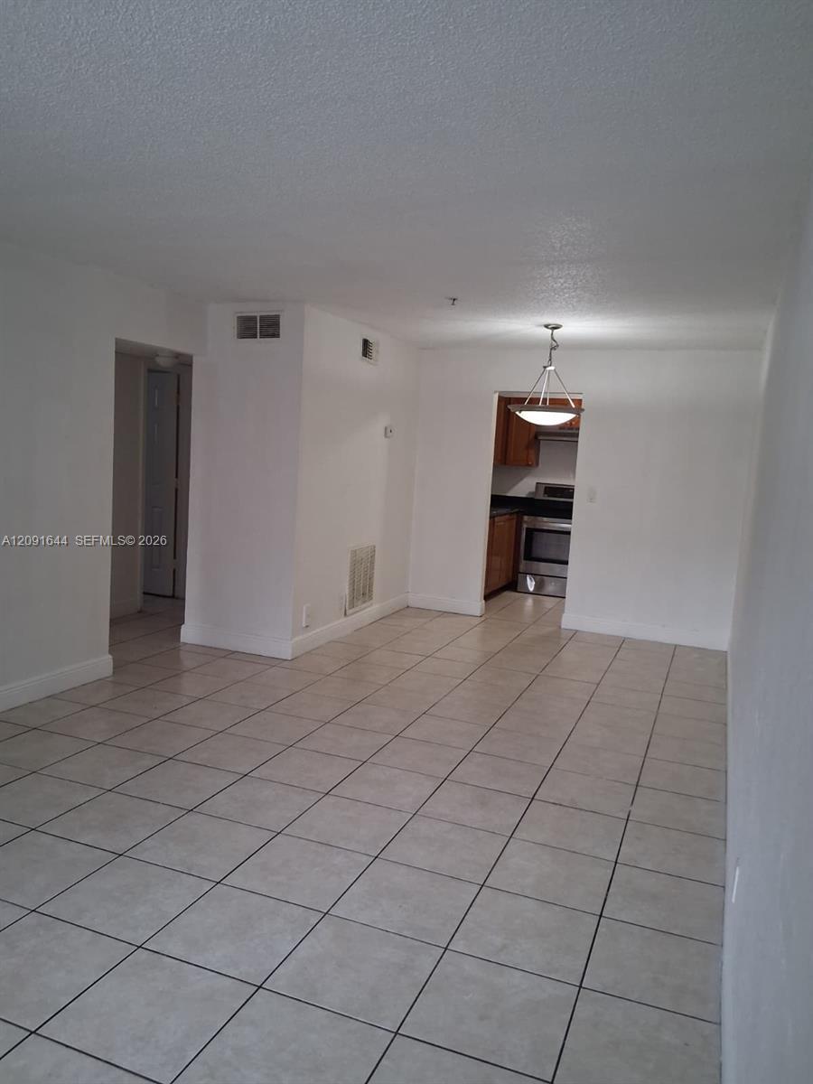 4251 NW 5th St # 112, Plantation FL 33317 photo 2