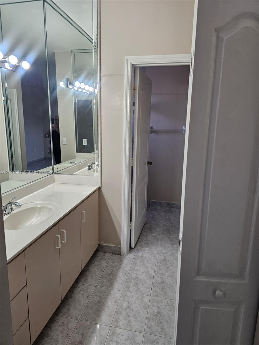 7532 W 20th Ave # 202, Hialeah FL 33016 photo 4