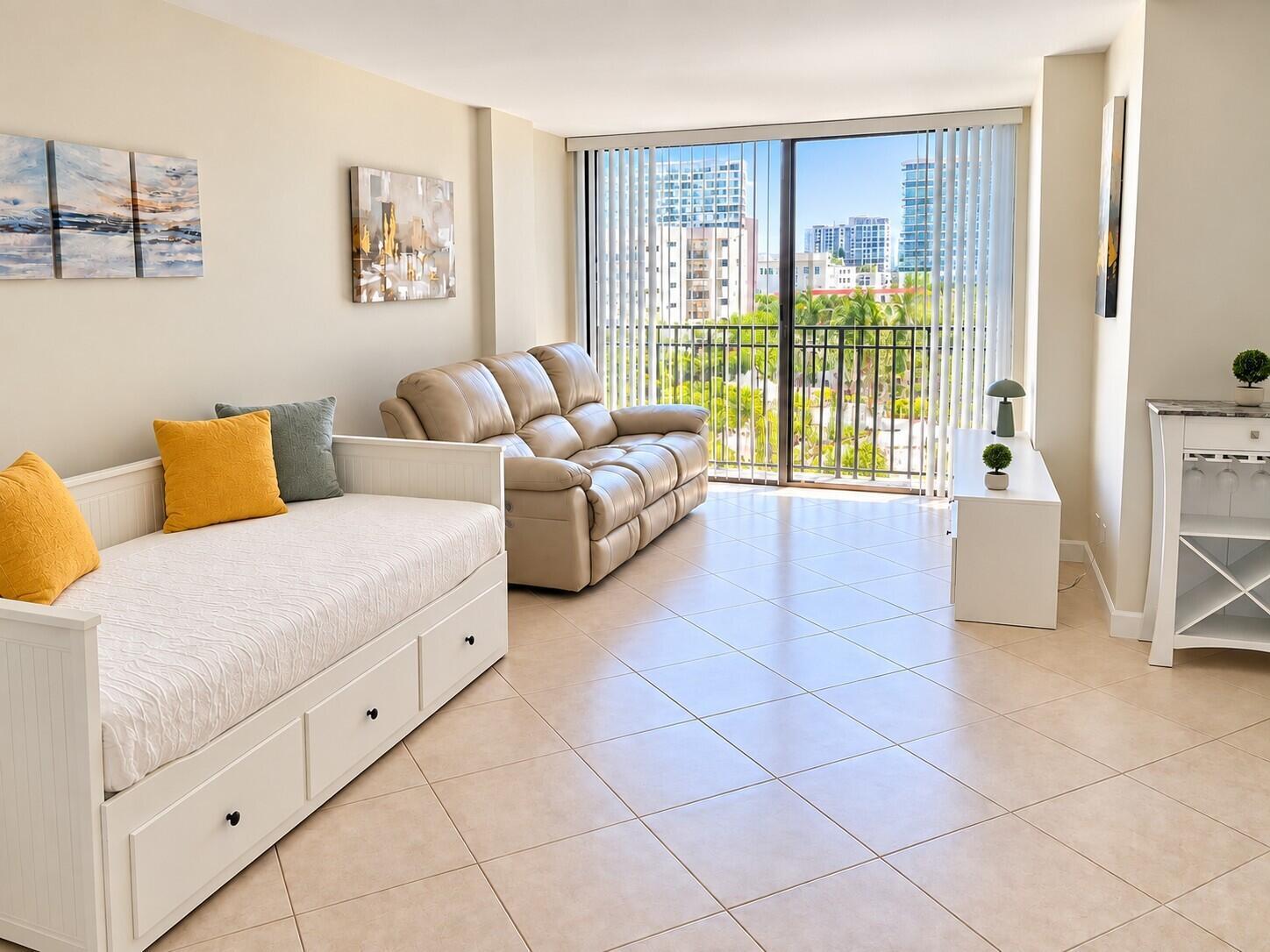 17021 N BAY Road # 816, Sunny Isles Beach FL 33160 photo 2