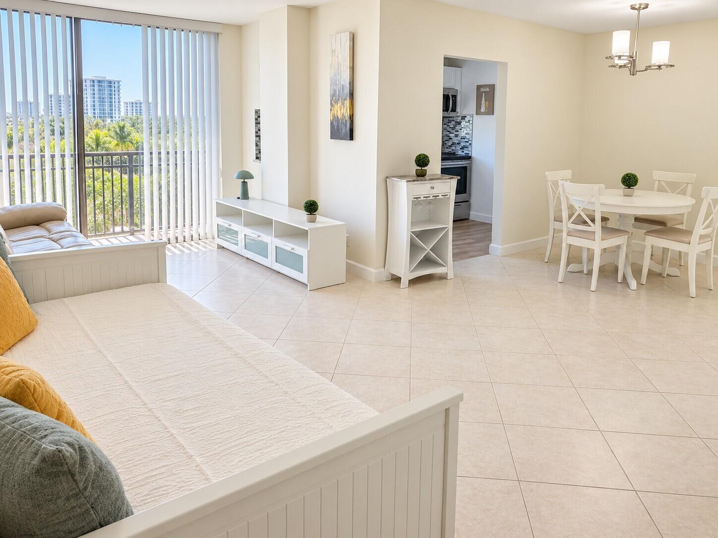 17021 N BAY Road # 816, Sunny Isles Beach FL 33160 photo 4