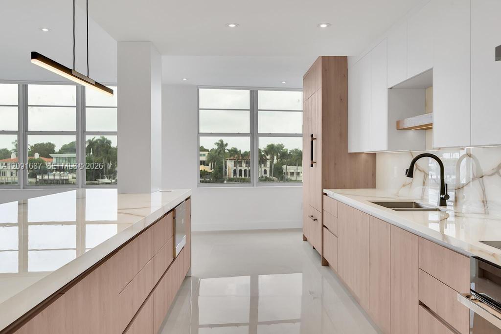 Miami Beach, FL 33140 photo 2