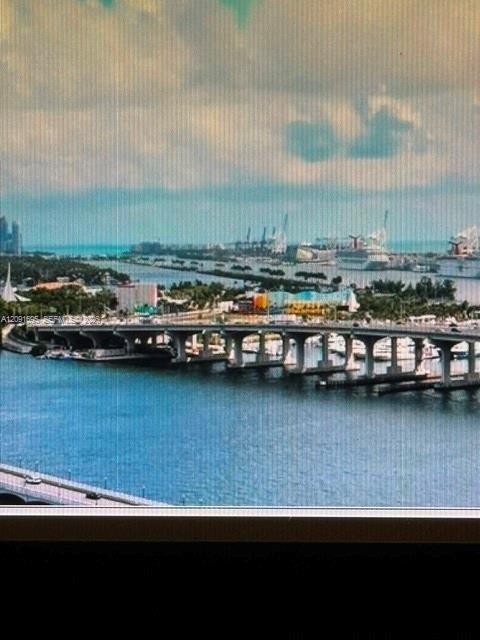 1717 N Bayshore Dr # 3246, Miami FL 33132