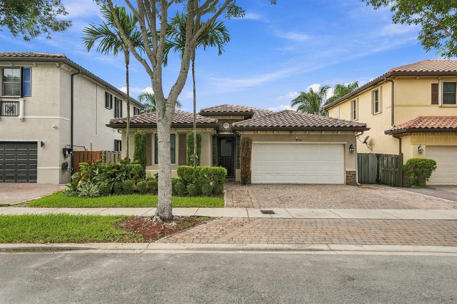 11744 SW 151st Path, Miami FL 33196 photo 2