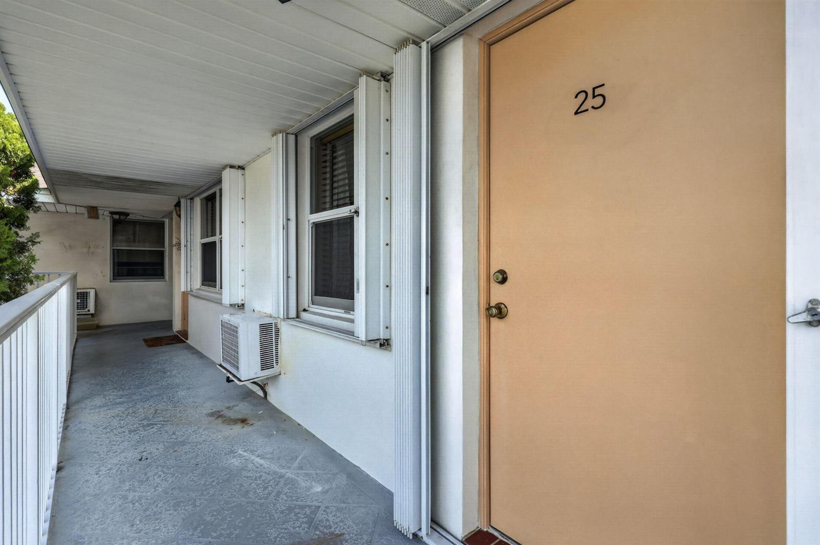 810 LAKE SHORE Drive # 25, Lake Park FL 33403 photo 5