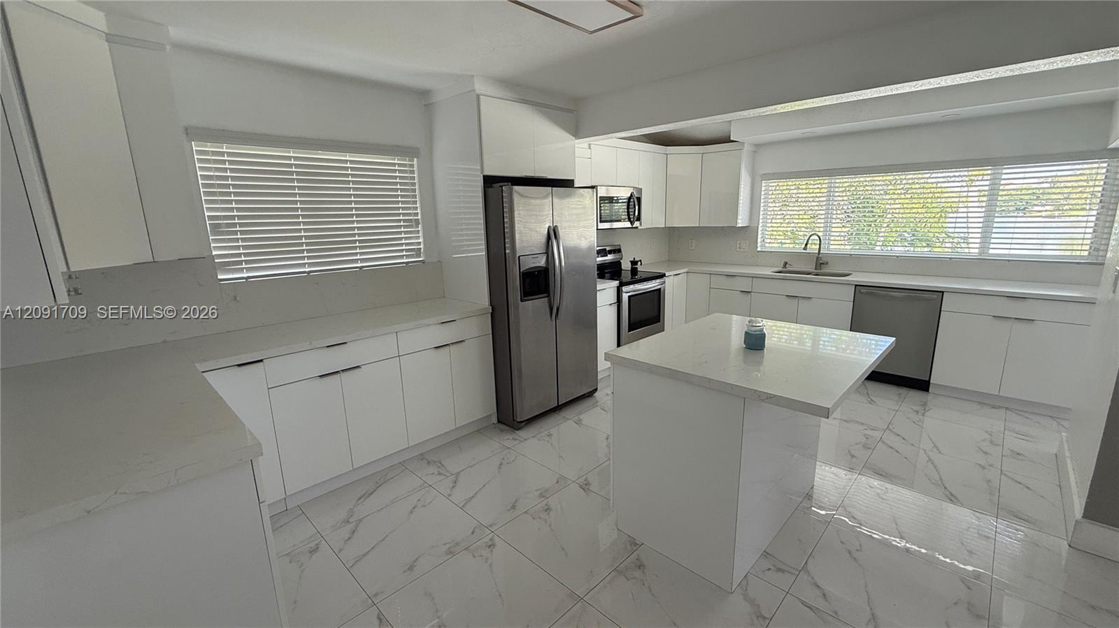 6365 S Miami Lakeway S, Miami Lakes FL 33014 photo 5