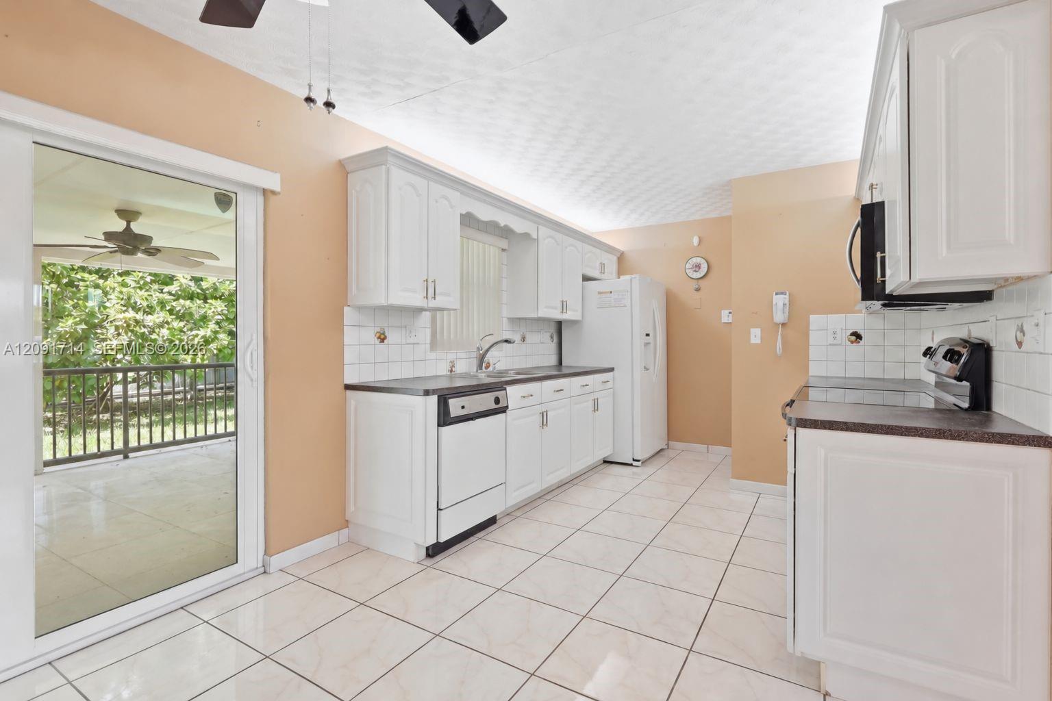 7200 SW 132nd Ave, Miami FL 33183 photo 4