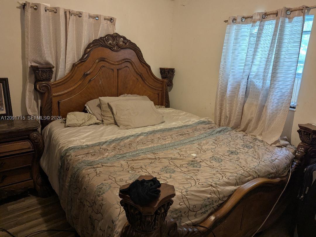 1130 NE 201st Ter # B, Miami FL 33179 photo 2
