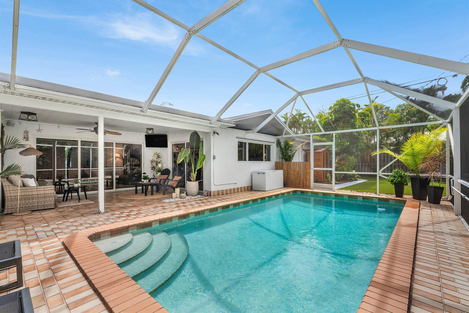 317 DALY Road, Tequesta FL 33469 photo 5