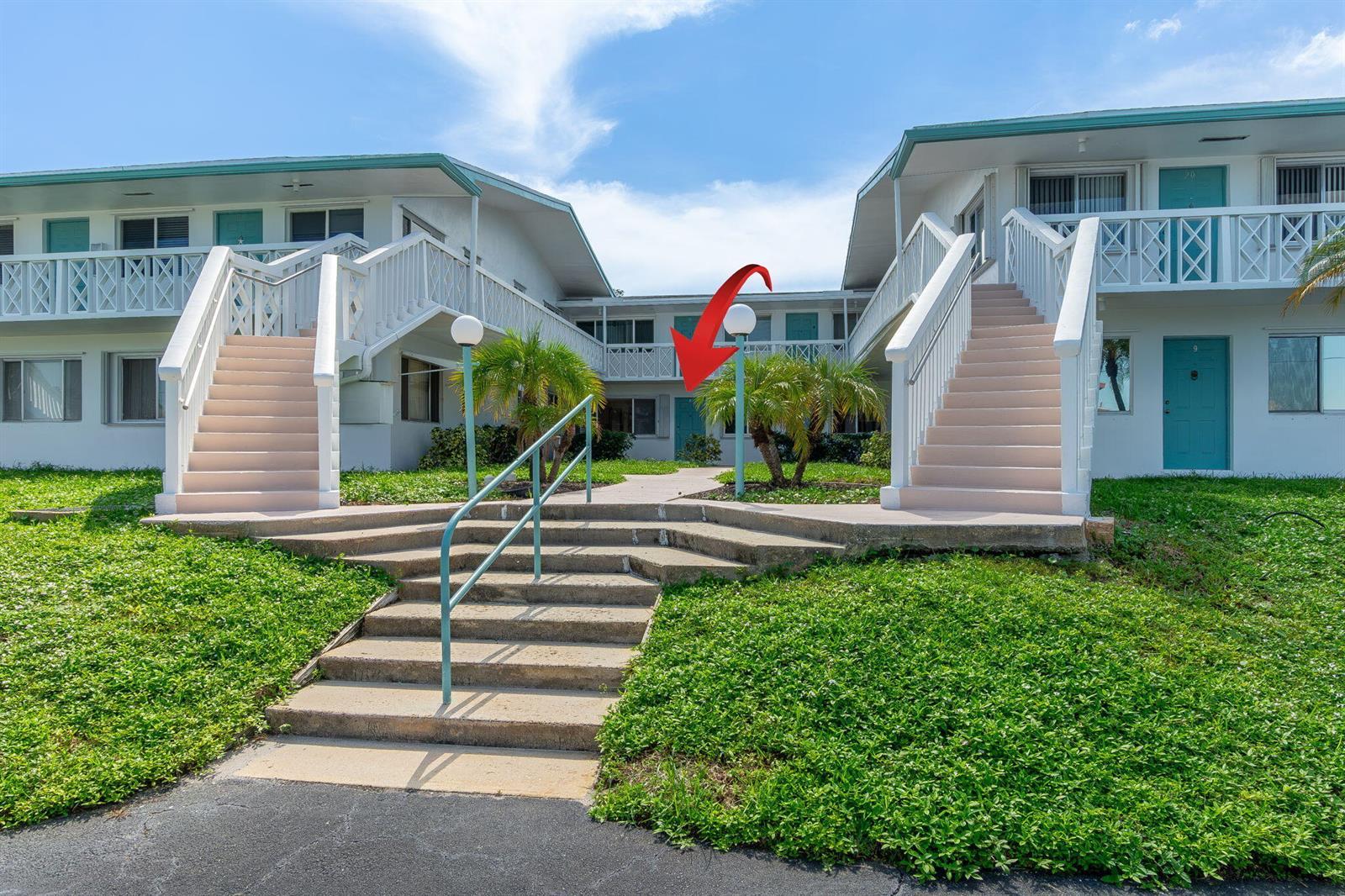 2290 SUNSET Avenue # 7, FL 33461 photo 2