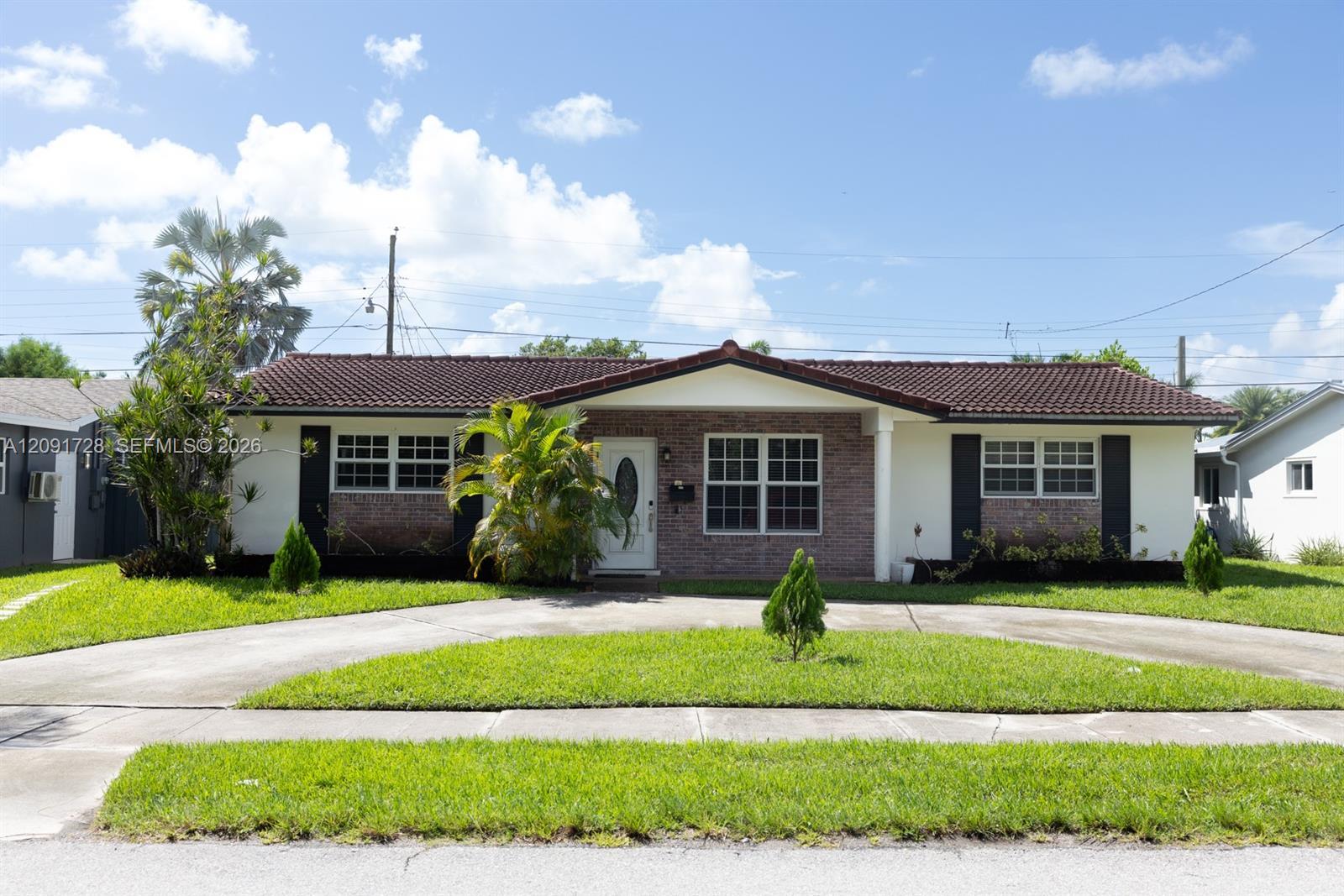 1320 Arthur St # 1320, Hollywood FL 33019