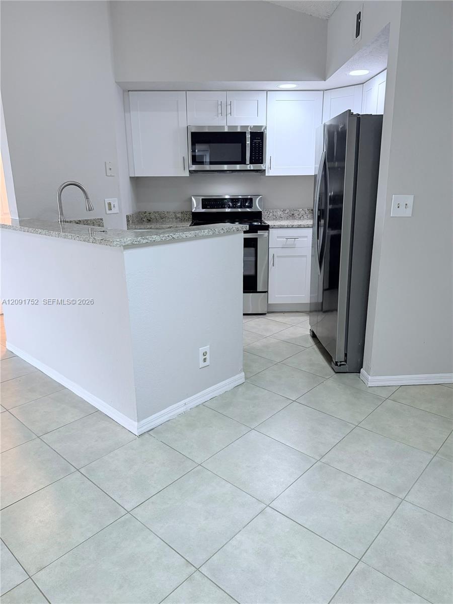 3480 N Pinewalk Dr N # 136, Margate FL 33063 photo 2