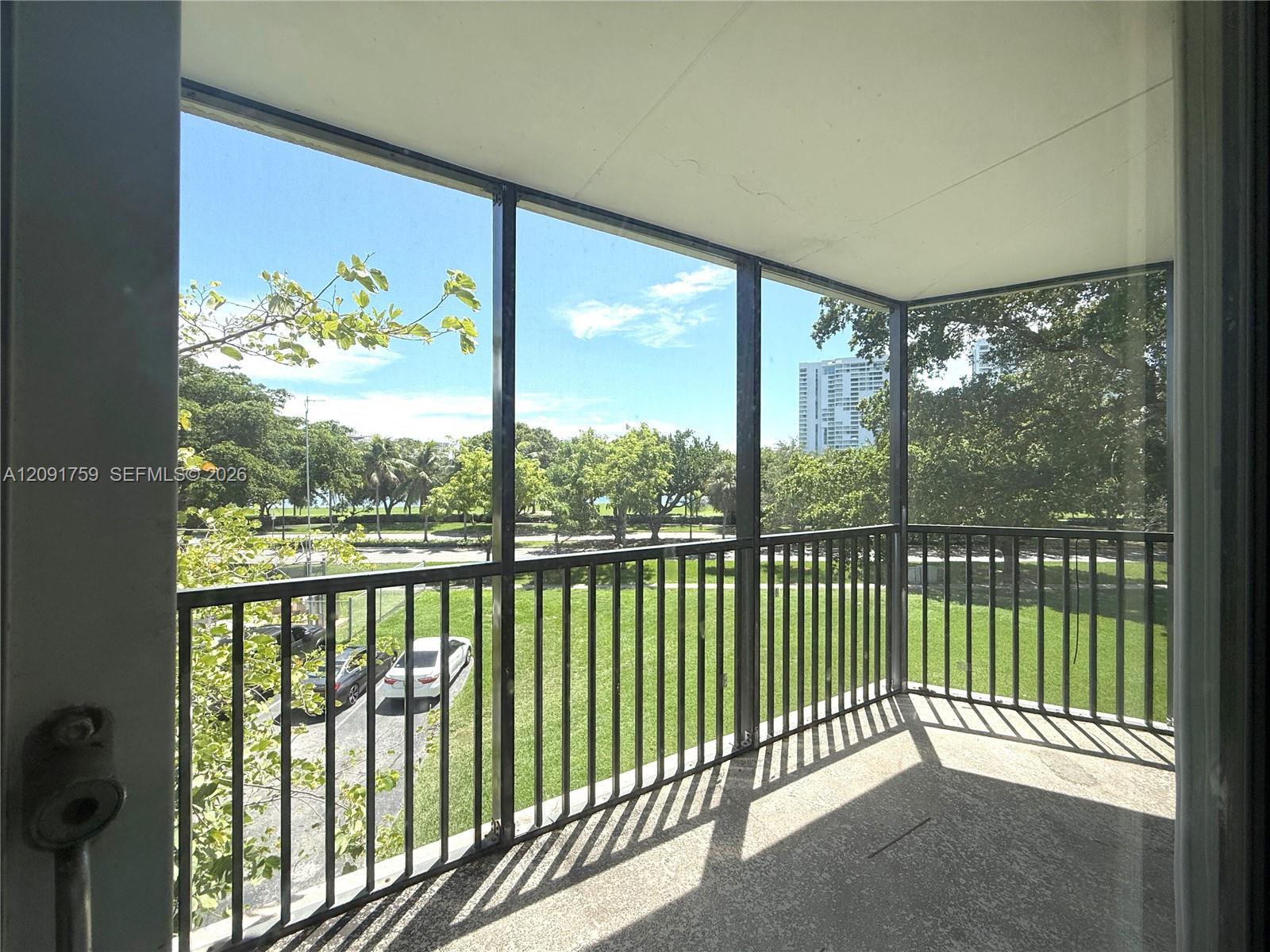 3475 N Country Club Dr # 308, Aventura FL 33180 photo 3