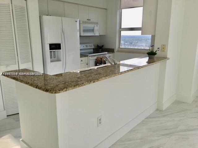 19501 W Country Club Dr # 2413, Aventura FL 33180 photo 2