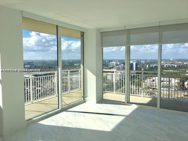 19501 W Country Club Dr # 2413, Aventura FL 33180 photo 3