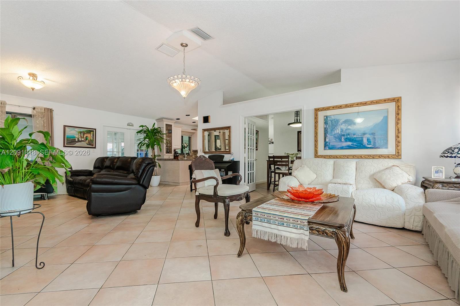 7609 Sunflower Dr, Margate FL 33063 photo 3
