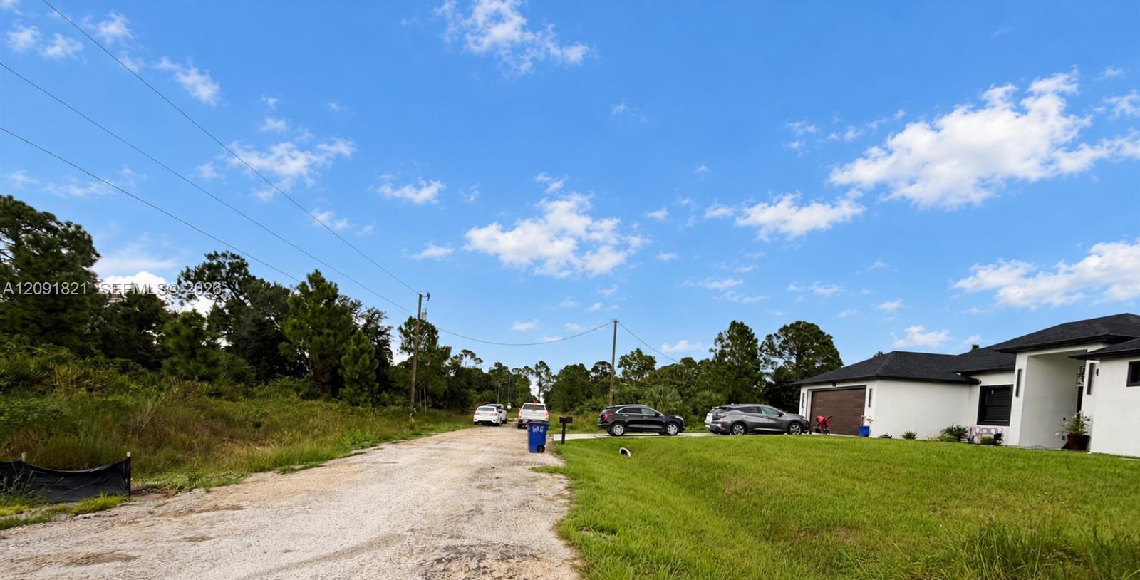 722 Irving Ave, Lehigh Acres FL 33972 photo 2