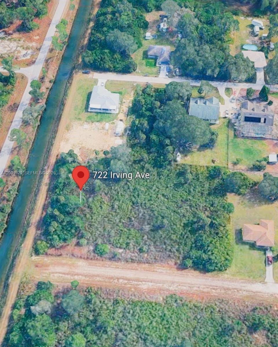 722 Irving Ave, Lehigh Acres FL 33972 photo 3